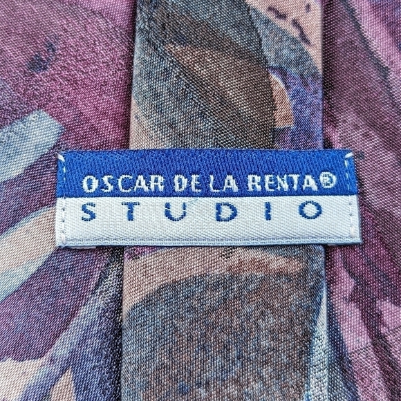 Oscar de la Renta Studio Vintage Metallic Abstract Wide Necktie in Jewel Tones - Picture 5 of 7